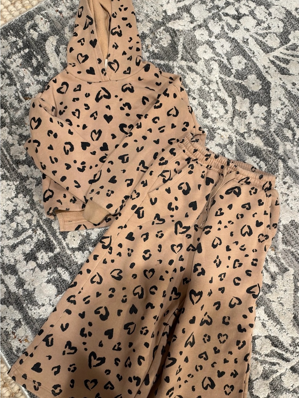Kids Beige Heart Print Hoodie & Jogger Set